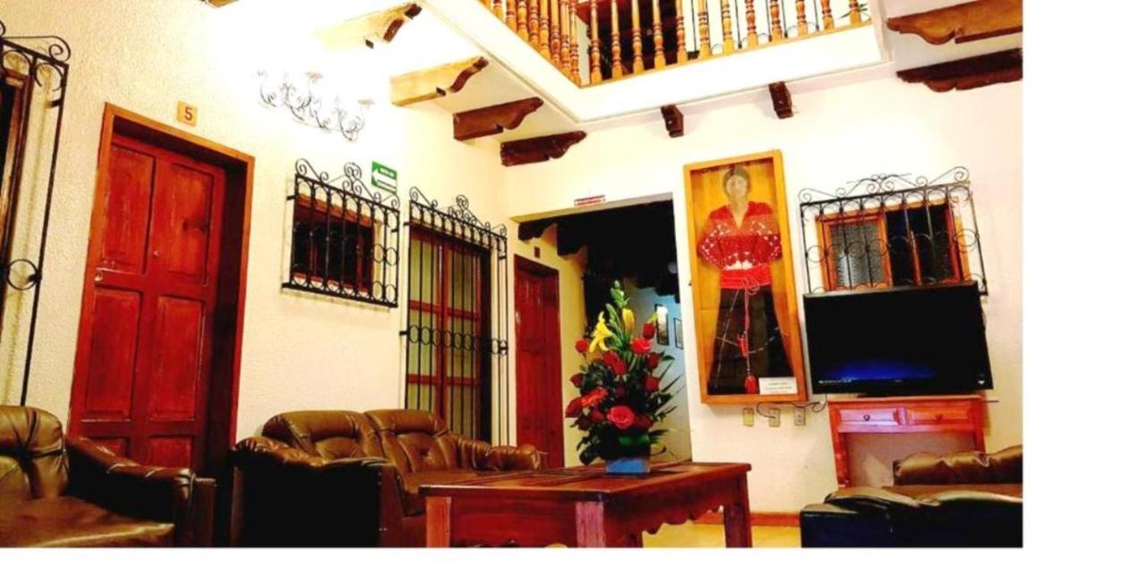 Hotel Don Quijote San Cristóbal de Las Casas Exteriör bild