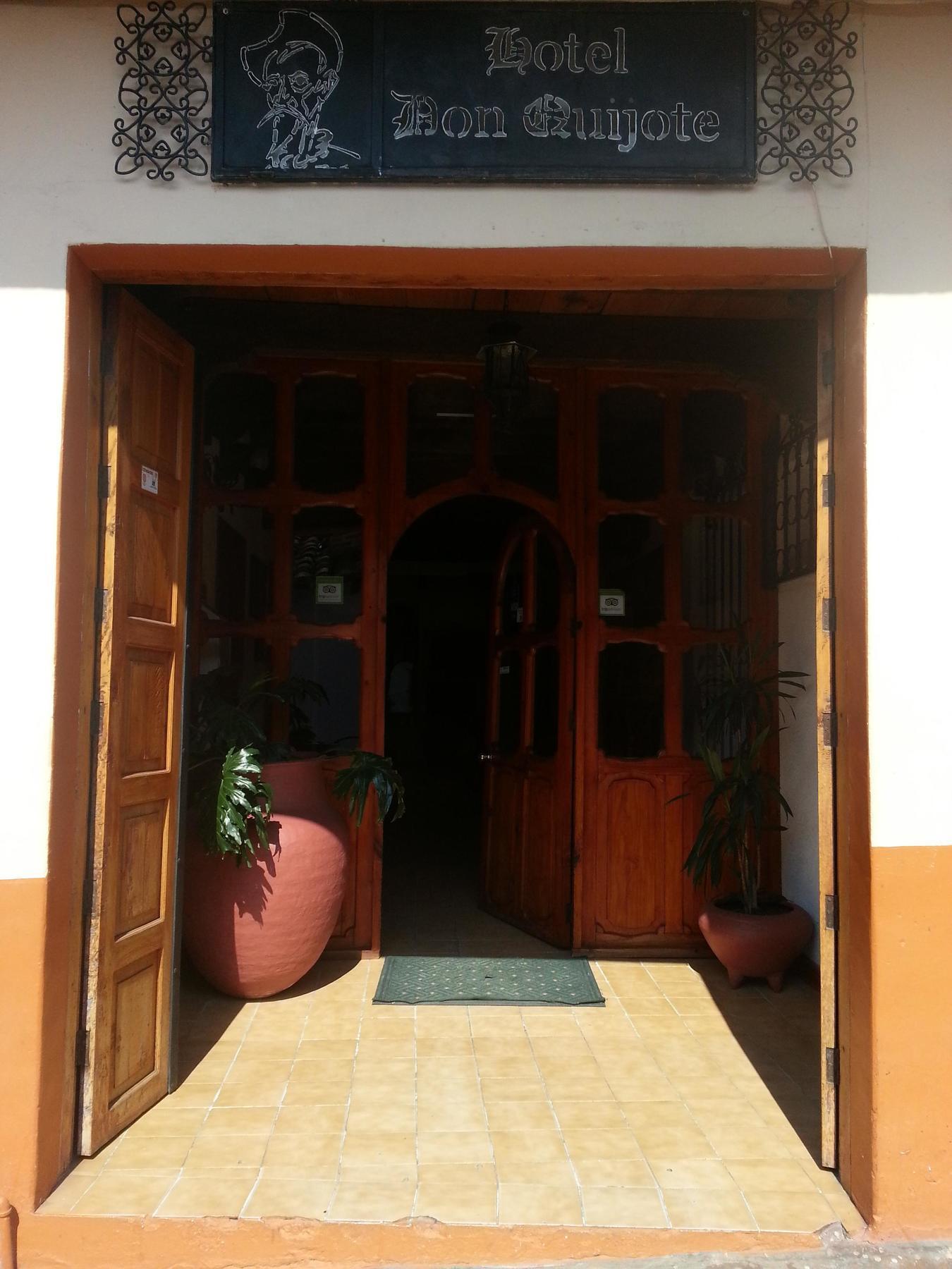 Hotel Don Quijote San Cristóbal de Las Casas Exteriör bild